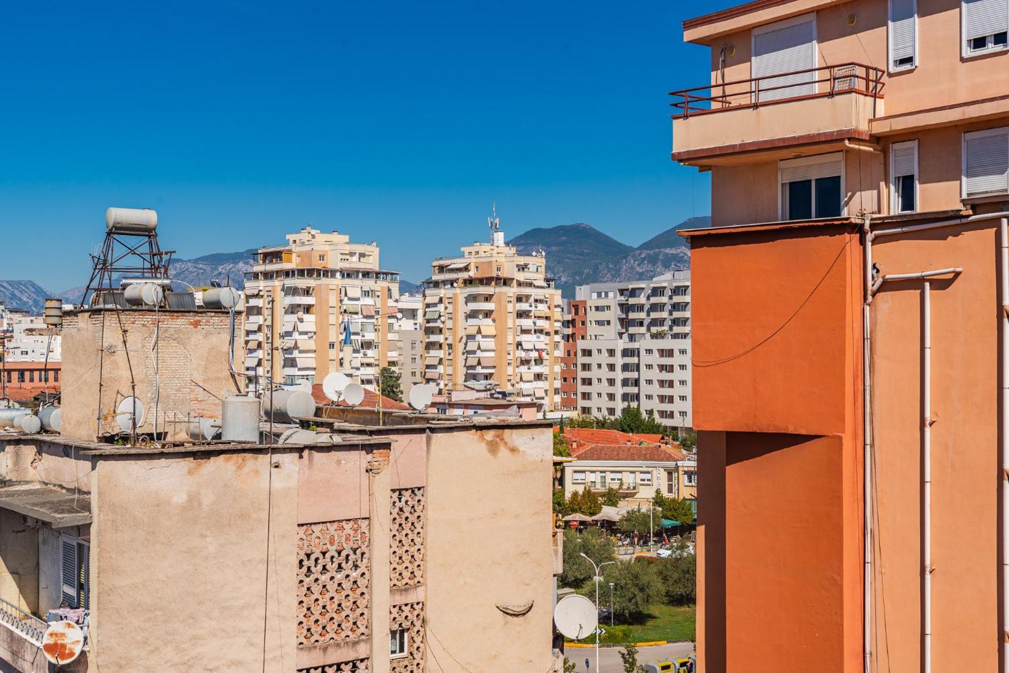 Atelier By Appartement Tirana